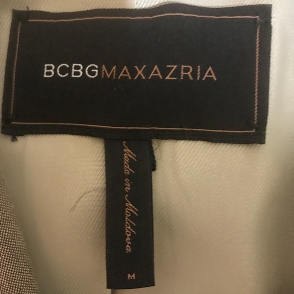BCBGMAXAZRIA Two Button Blazer - Picture 6 of 8